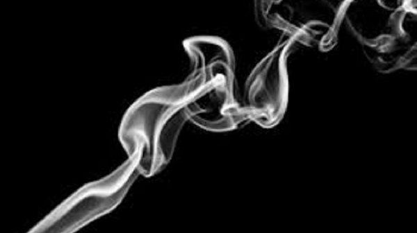 kapnisma,mithoi,alithies